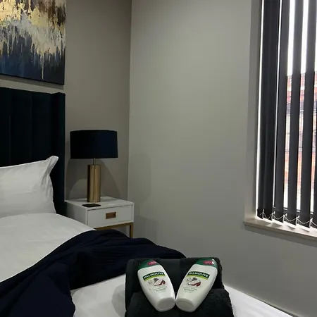 No17 Overnight Holiday home *